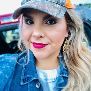 Meet your Posher, Jessica